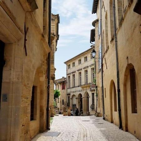 Appartement Uzes Centre Quartiers Des Arts Charme De L'Ancien Extérieur photo
