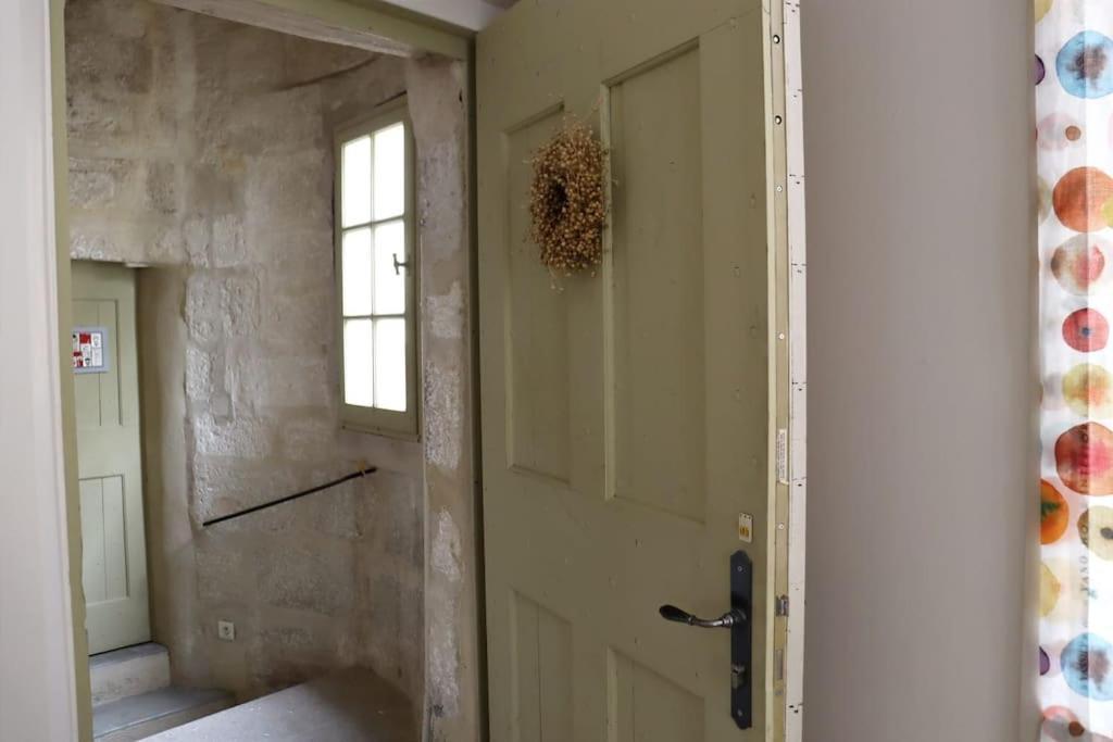 Appartement Uzes Centre Quartiers Des Arts Charme De L'Ancien Extérieur photo